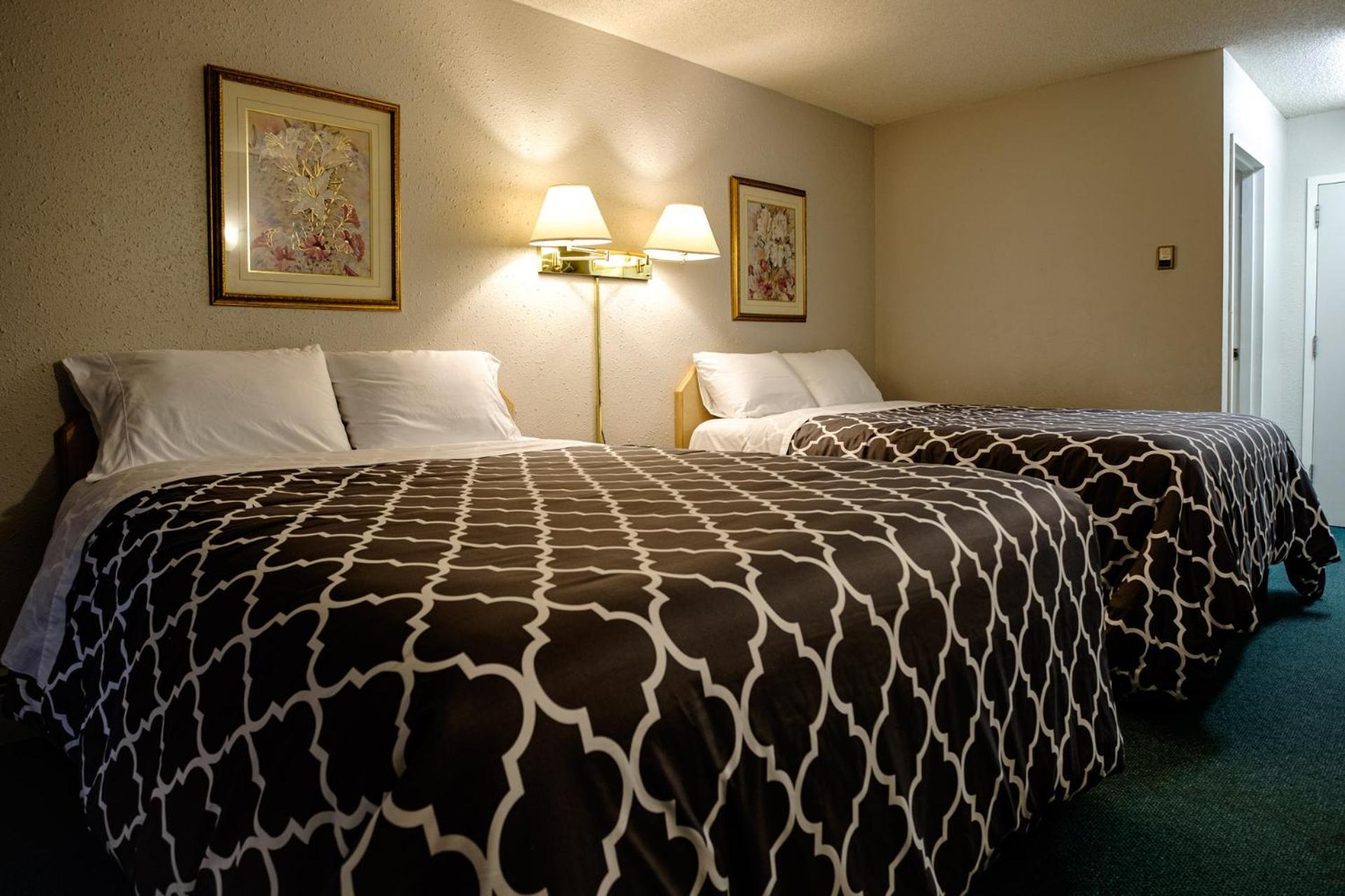 Perfect Inns & Suites Weyburn Zewnętrze zdjęcie