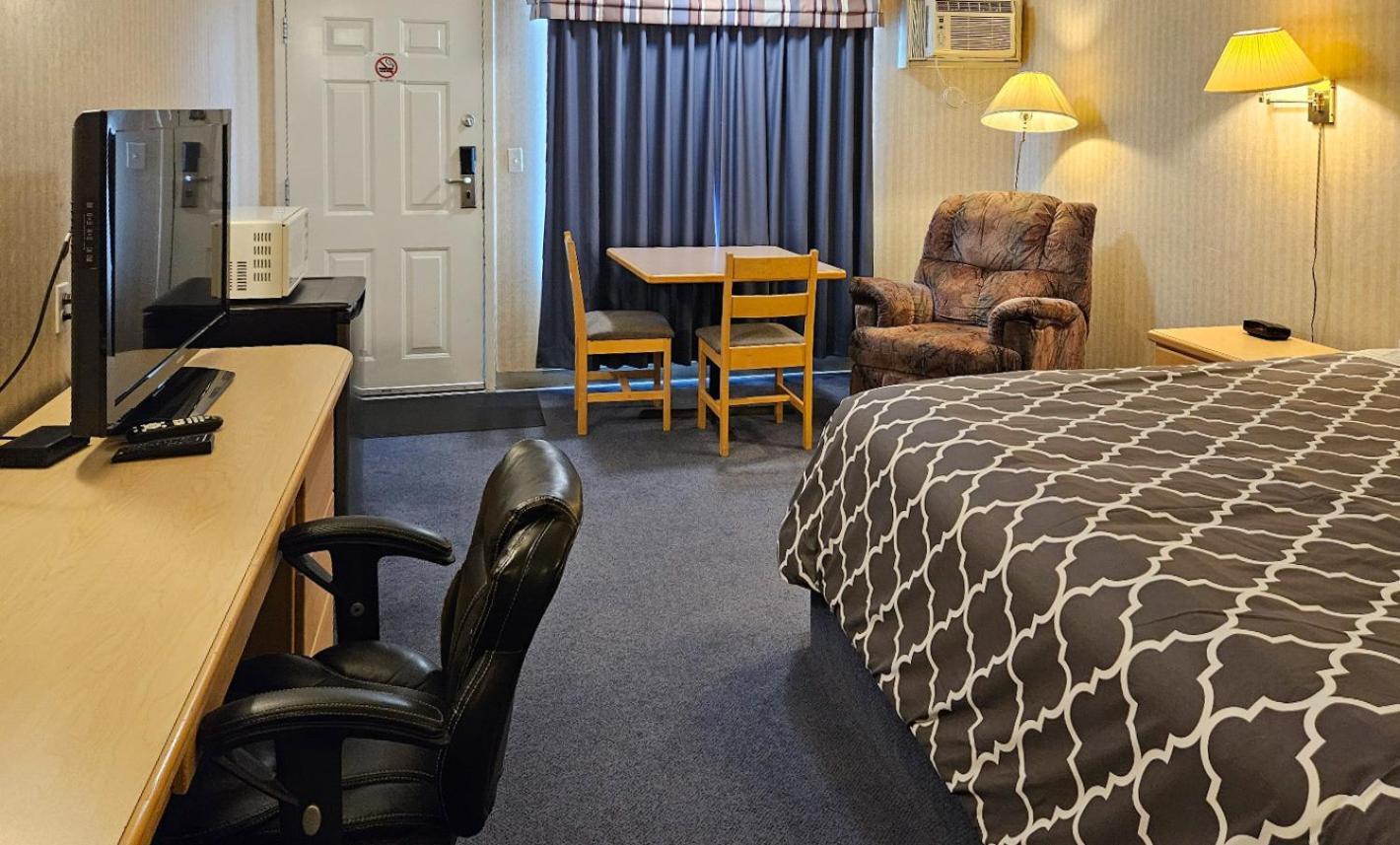Perfect Inns & Suites Weyburn Zewnętrze zdjęcie