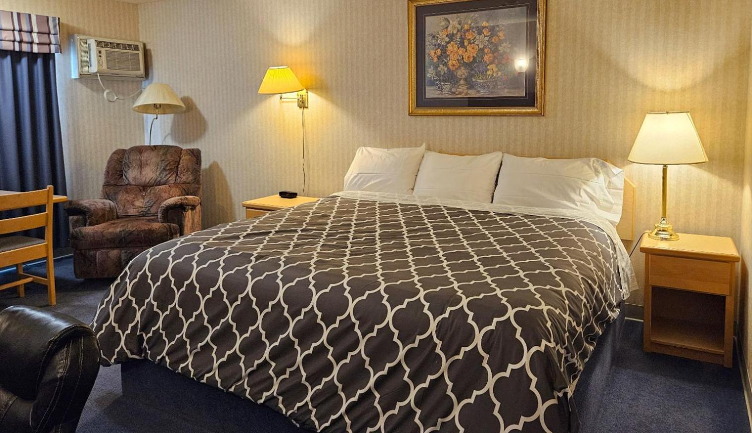 Perfect Inns & Suites Weyburn Zewnętrze zdjęcie